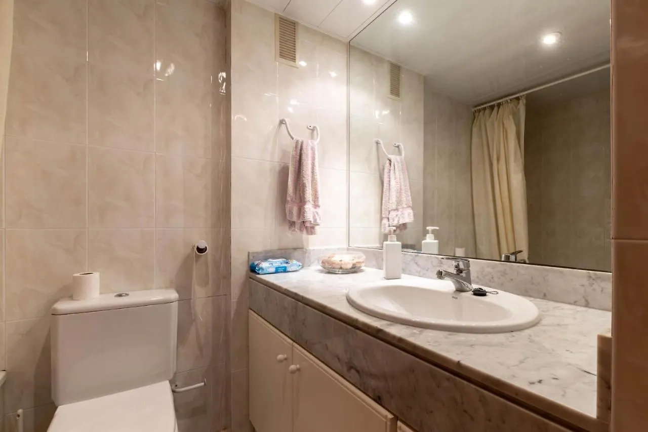 Apartment At053 Els Pins, Primera Linea Con Piscina, Airco Torredembarra Spain