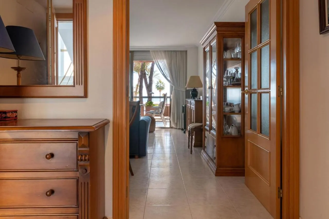 Apartment At053 Els Pins, Primera Linea Con Piscina, Airco Torredembarra